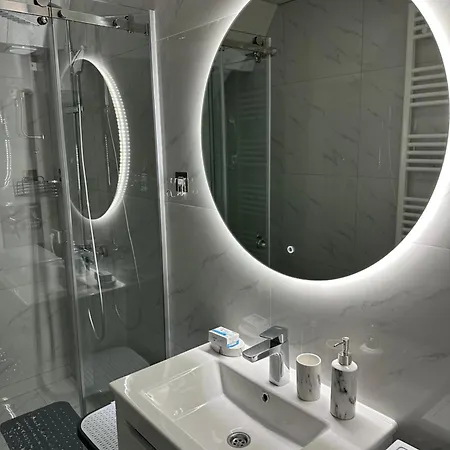 Arandelovac2 アパート